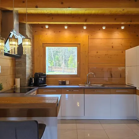 Lk Folk Dom Z Jacuzzi, Sauna I Duzym Ogrodem W Pieninach Βίλα