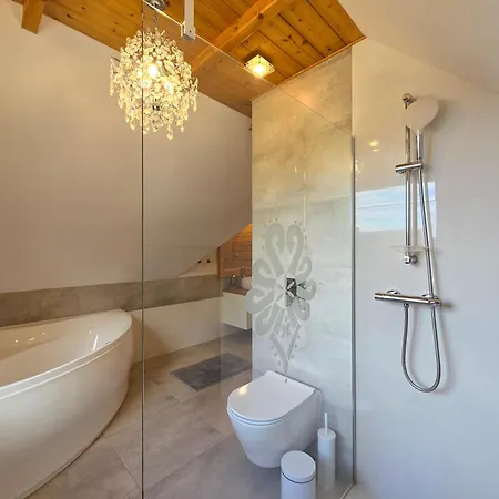 Lk Folk Dom Z Jacuzzi, Sauna I Duzym Ogrodem W Pieninach * Łapsze Niżne