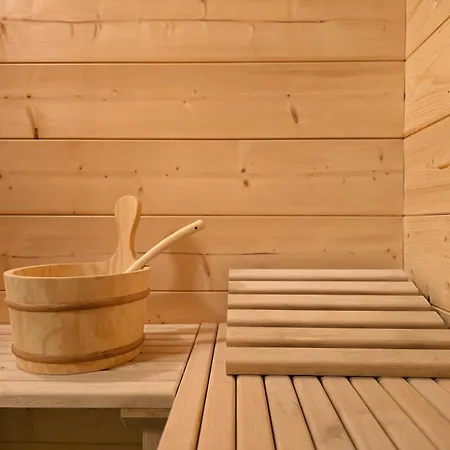 Lk Folk Dom Z Jacuzzi, Sauna I Duzym Ogrodem W Pieninach Βίλα Łapsze Niżne