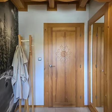 Lk Folk Dom Z Jacuzzi, Sauna I Duzym Ogrodem W Pieninach